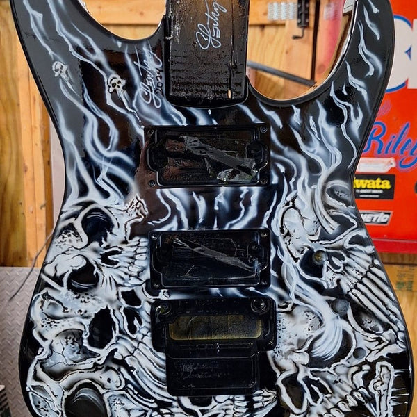Tamco Paint Tamco Intensity Chalk White and Black Out Black in Guitar