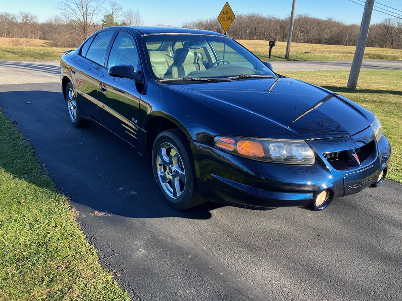 Tamco Paint GM Dark Ming Blue Metallic in 2002 Pontiac Boneville