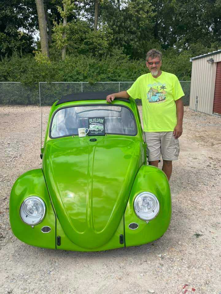 Tamco Paint Sublime Green in 1974 Volkswagen Beetle