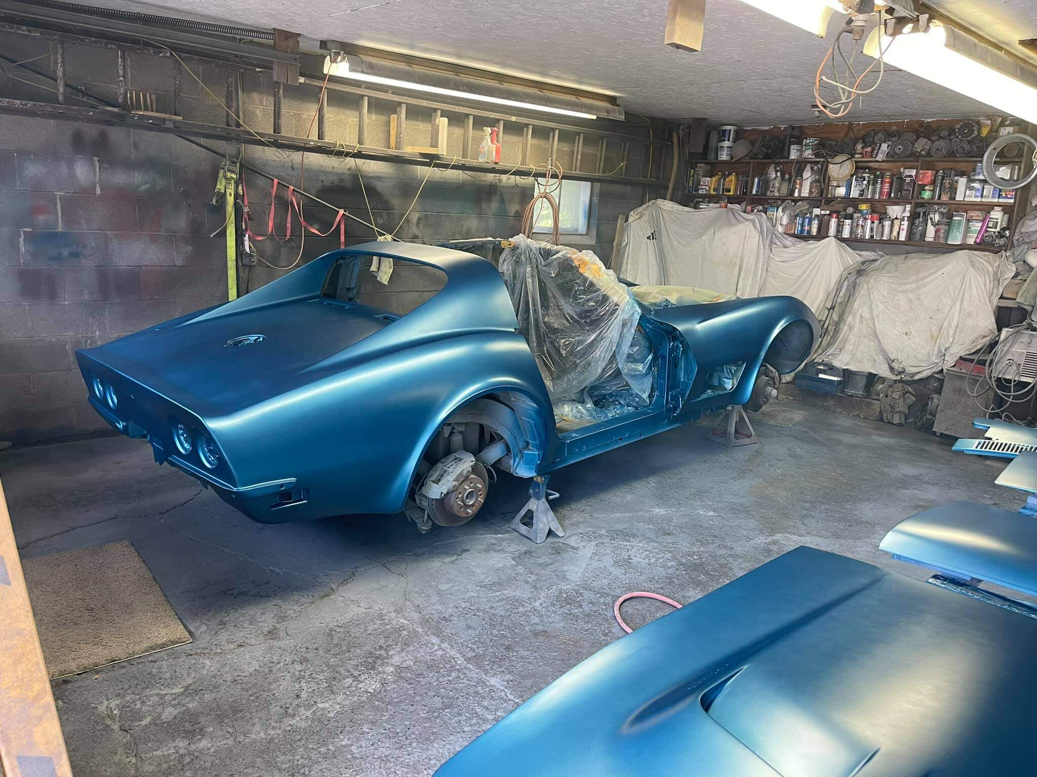 Bryar Blue Metallic 1972 Chevrolet Corvette Stringray