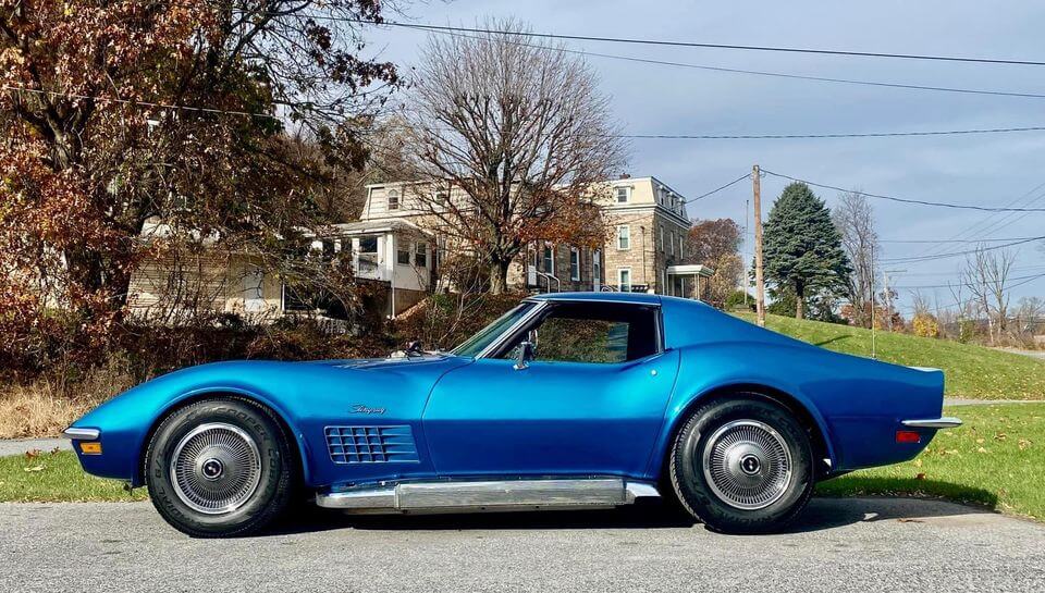 Bryar Blue Metallic 1972 Chevrolet Corvette Stringray