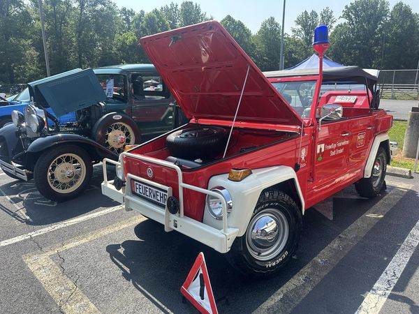 Volkswagen Fire Engine Red | L256 | 1964 | OEM AG Series Single Stage