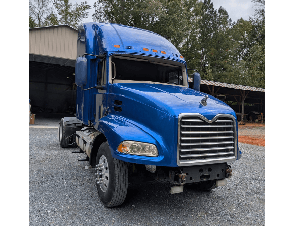Tamco Paint Blazin Blue in 2000 Mack Vision Semi Truck