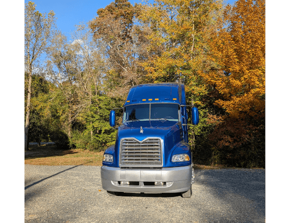 Tamco Paint Blazin Blue in 2000 Mack Vision Semi Truck