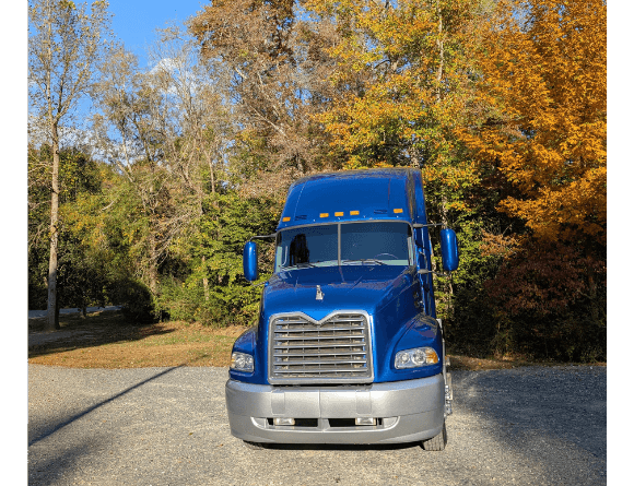 Tamco Paint Blazin Blue in 2000 Mack Vision Semi Truck