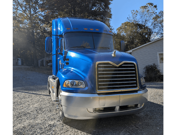 Tamco Paint Blazin Blue in 2000 Mack Vision Semi Truck