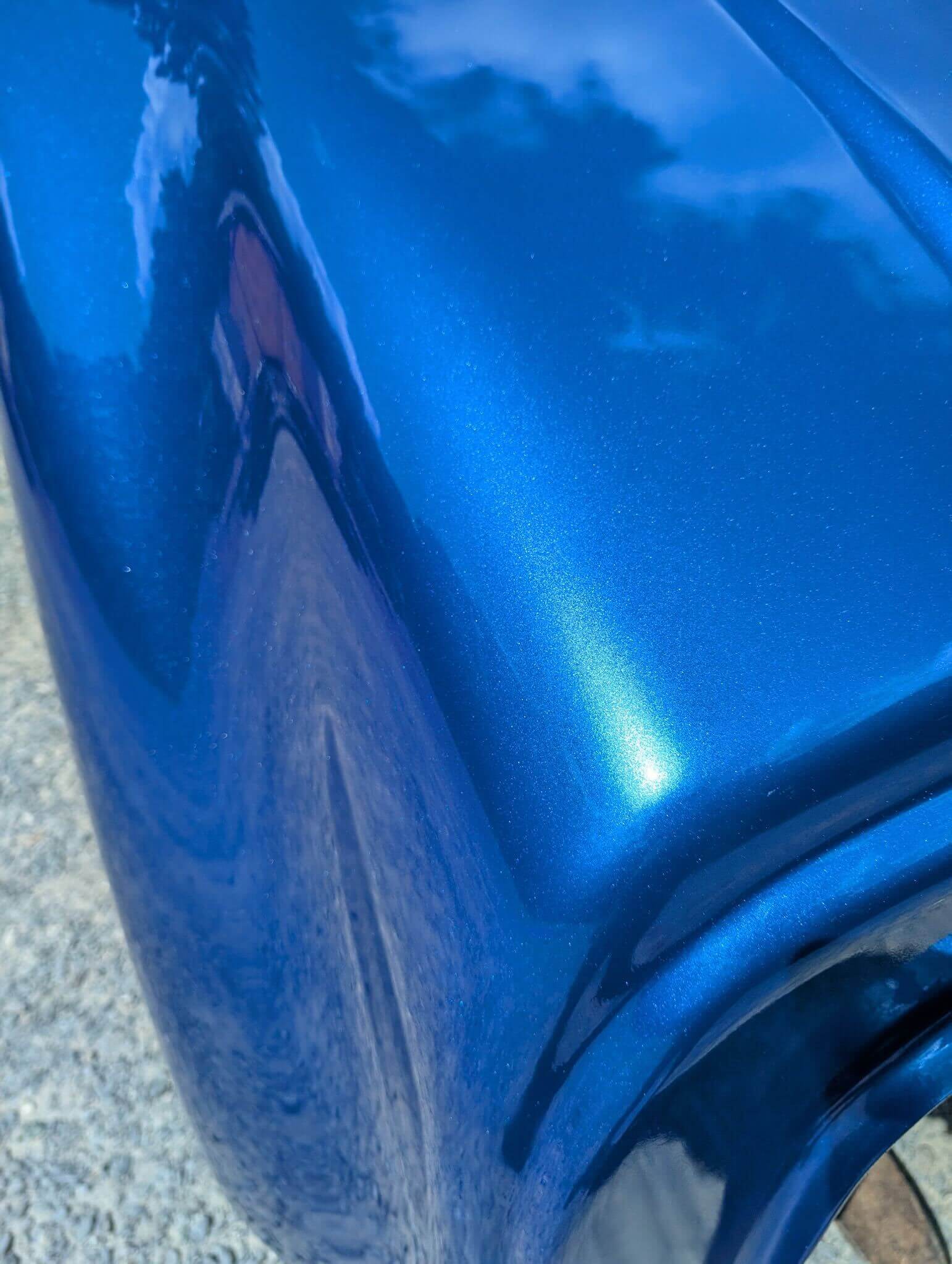 Tamco Paint Blazin Blue in 2000 Mack Vision Semi Truck