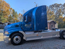 Tamco Paint Blazin Blue in 2000 Mack Vision Semi Truck