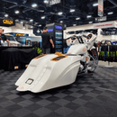 Tamco Paint Blizzard Of Ozz White Pearl on Harley-Davidson Bagger