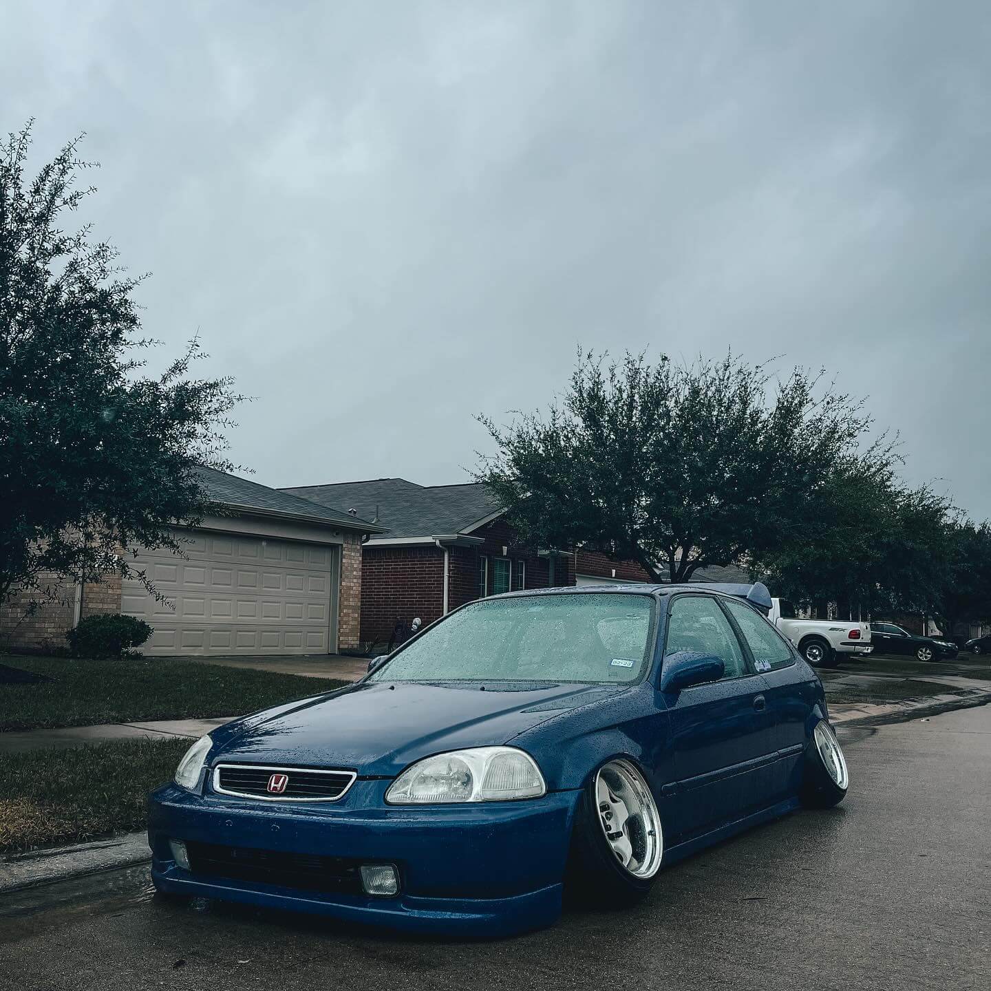 Tamco Paint Bluetiful in Honda Civic