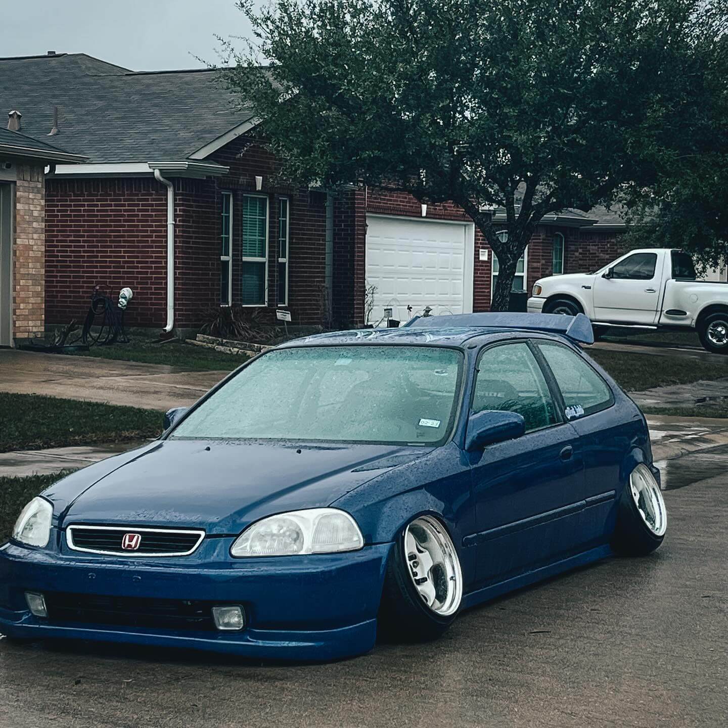 Tamco Paint Bluetiful in Honda Civic