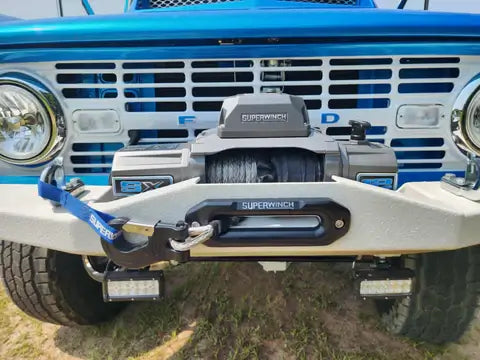 Tamco Paint Bluetooth Pearl in 1966 Ford Bronco