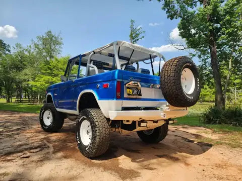 Tamco Paint Bluetooth Pearl in 1966 Ford Bronco