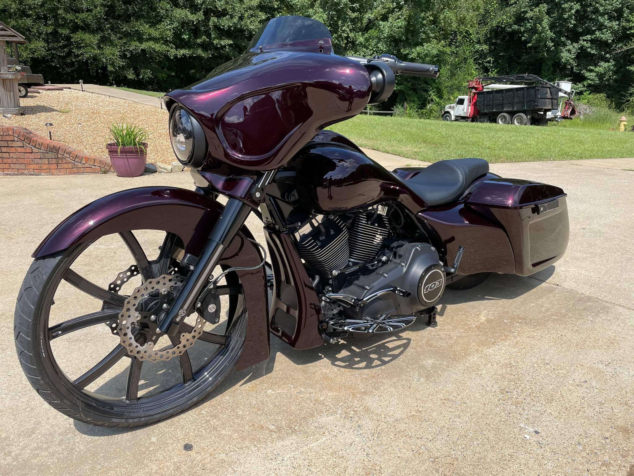 Custom Candies Cabernet - Candy Pearl Basecoat Motorcyle