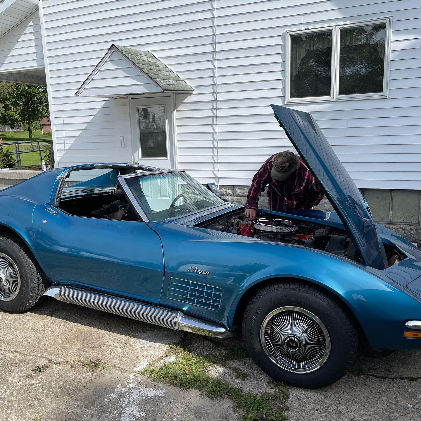 Tamco Paint Chevrolet Bryar Blue Metallic on 1970 Chevrolet Corvette C3
