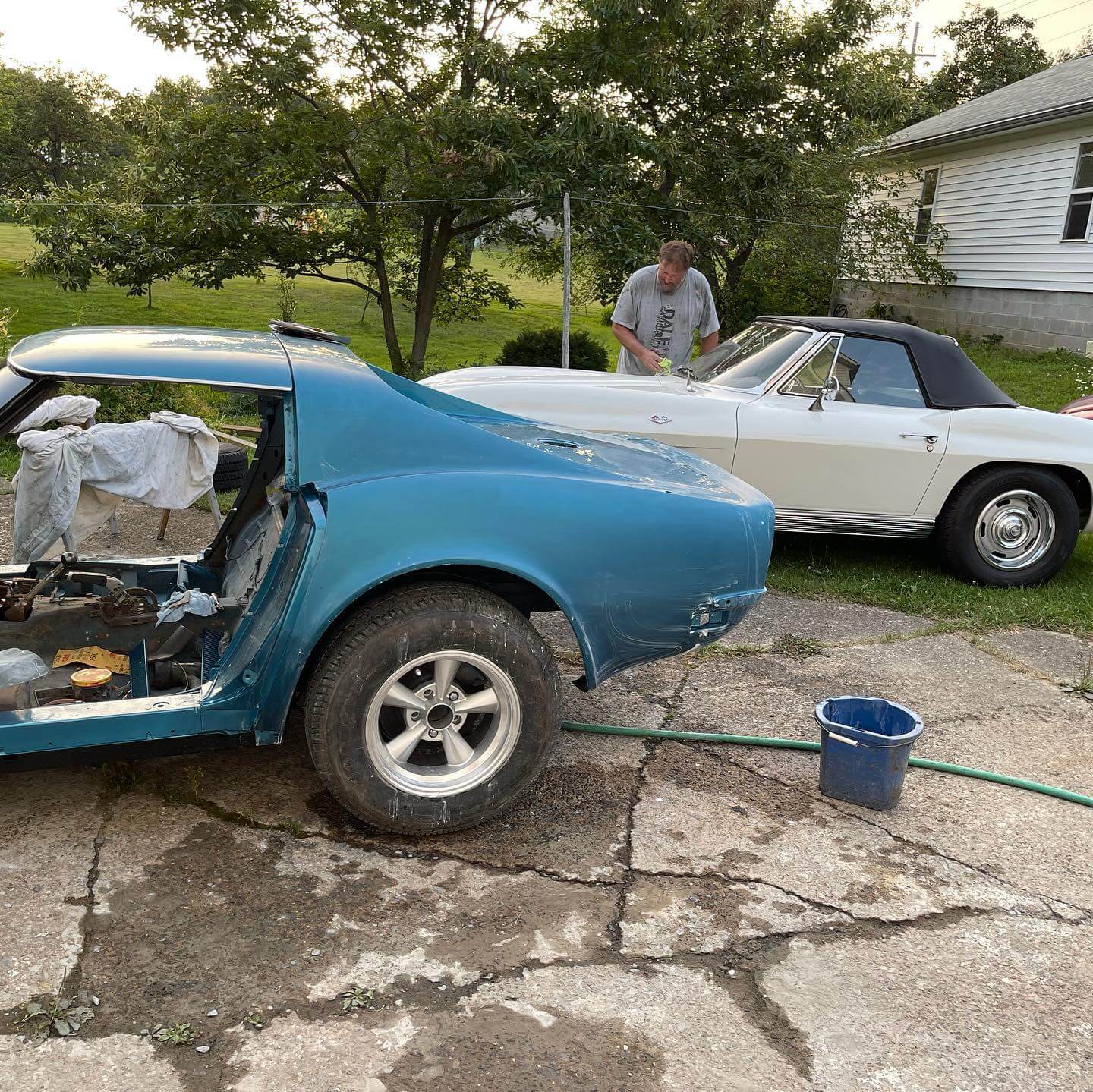 Tamco Paint Chevrolet Bryar Blue Metallic on 1970 Chevrolet Corvette C3