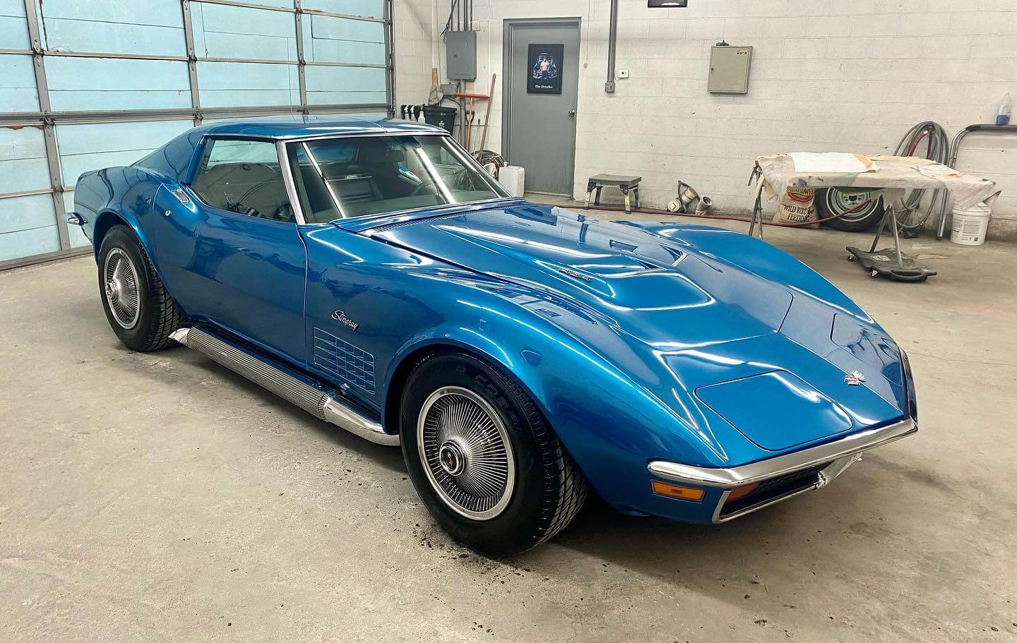 Tamco Paint Chevrolet Bryar Blue Metallic on 1970 Chevrolet Corvette C3