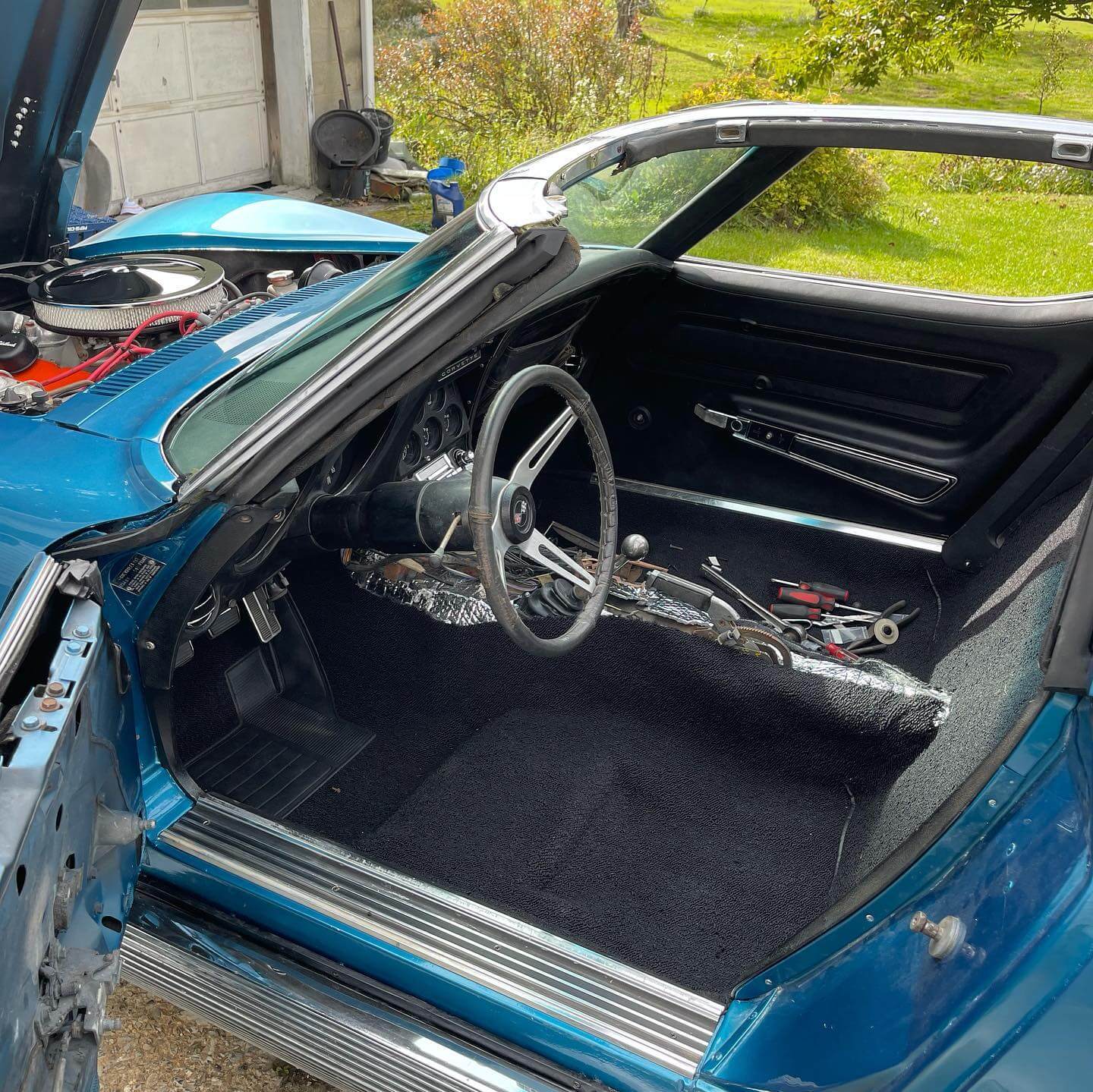 Tamco Paint Chevrolet Bryar Blue Metallic on 1970 Chevrolet Corvette C3