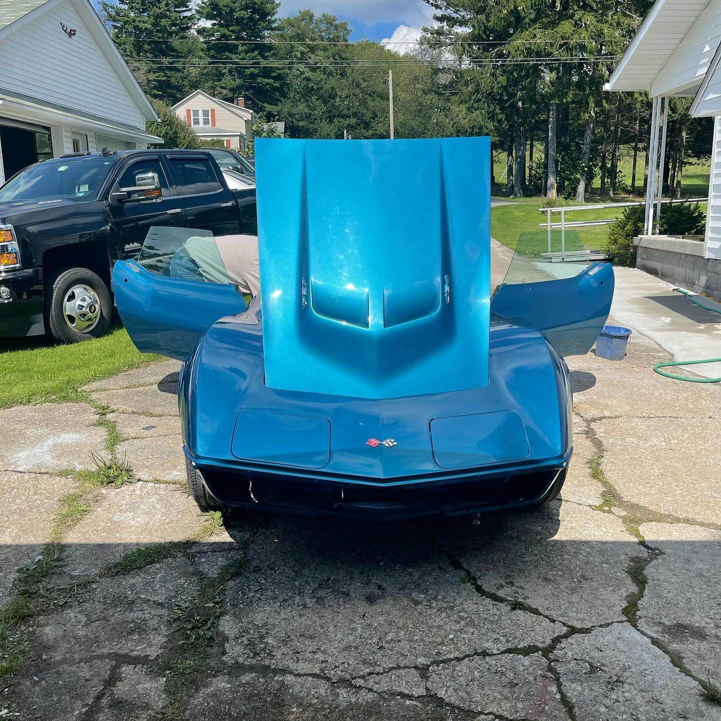 Tamco Paint Chevrolet Bryar Blue Metallic on 1970 Chevrolet Corvette C3