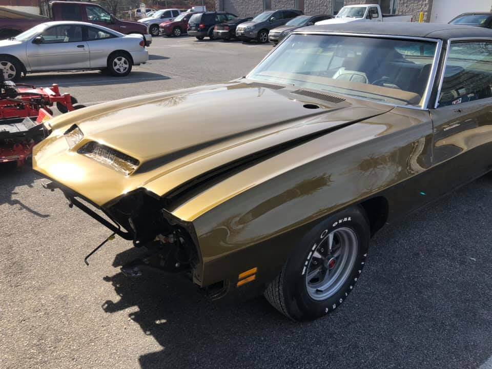Chevrolet Silver Beige Metallic Car