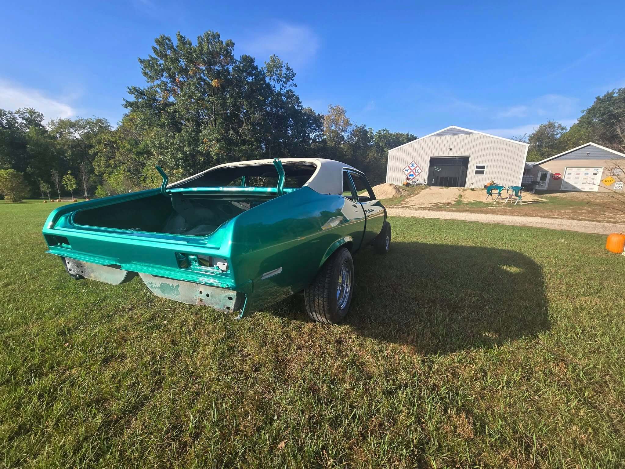 Tamco Paint Chevrolet Spring Green on 1972 Chevrolet Nova