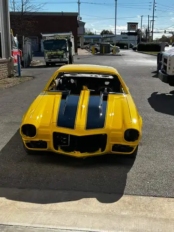 Tamco Paint Chevrolet Yellow Basecoat in CHEVROLET CAMARO Z28