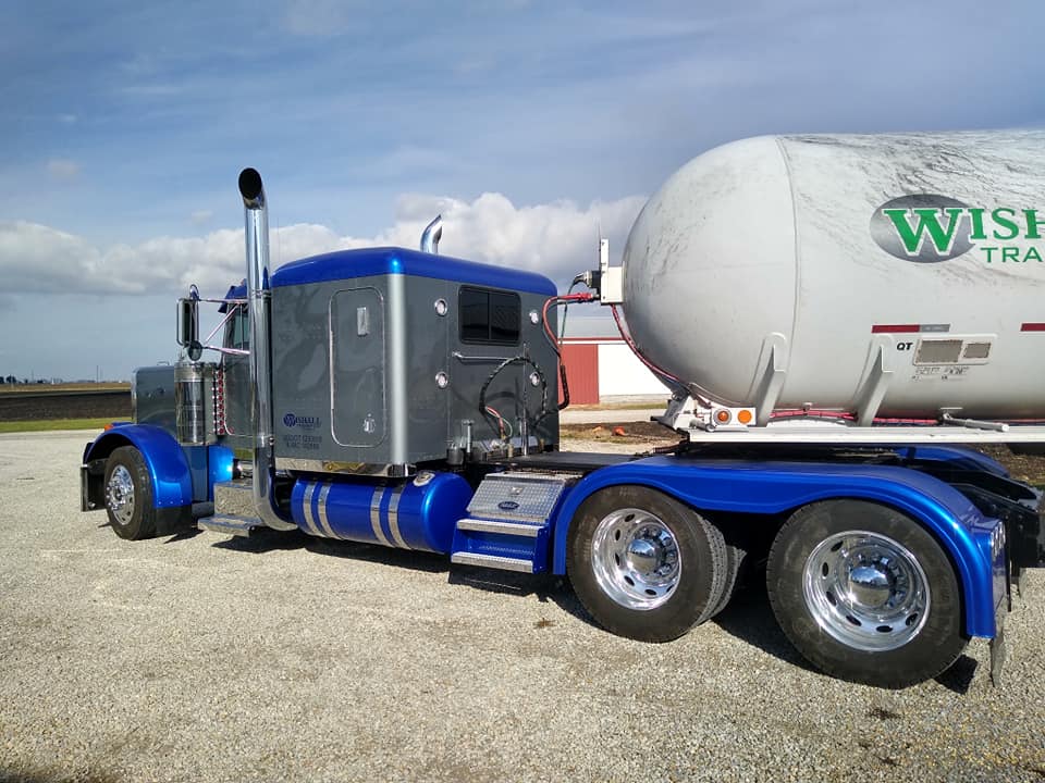 Tamco Paint Chrysler Viper GTS Blue Pearl in Peterbilt 379 EXHD