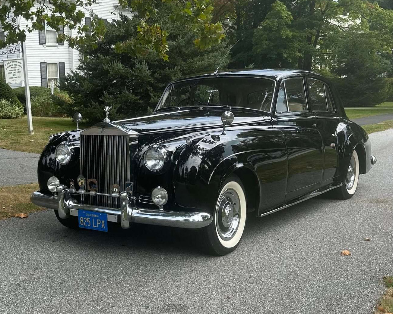 Tamco Paint DF9044 Jet Black on Rolls-Royce Silver Cloud