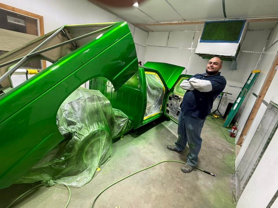 Tamco Paint Emerald City Candy Pearl in GMC S-15