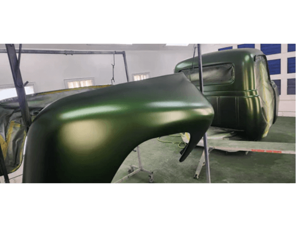 Tamco Paint Emerald City Candy Pearl Basecoat in 1955 International R122