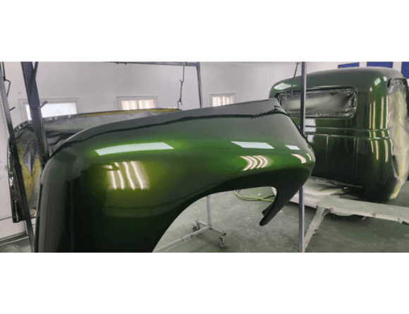 Tamco Paint Emerald City Candy Pearl Basecoat in 1955 International R122