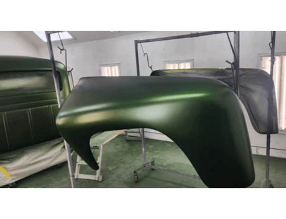 Tamco Paint Emerald City Candy Pearl Basecoat in 1955 International R122