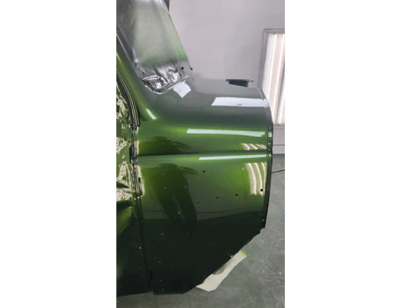 Tamco Paint Emerald City Candy Pearl Basecoat in 1955 International R122