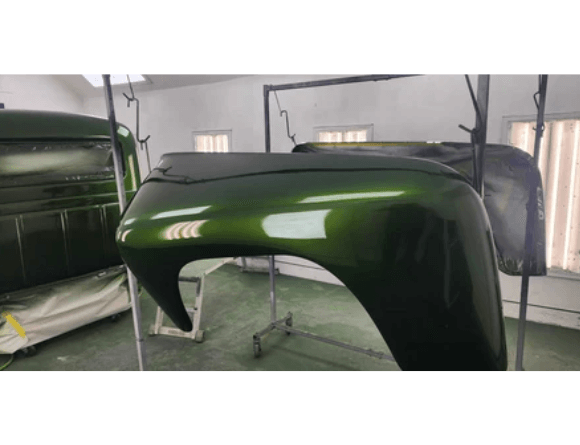 Tamco Paint Emerald City Candy Pearl Basecoat in 1955 International R122