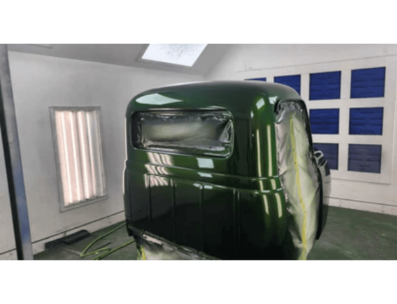 Tamco Paint Emerald City Candy Pearl Basecoat in 1955 International R122