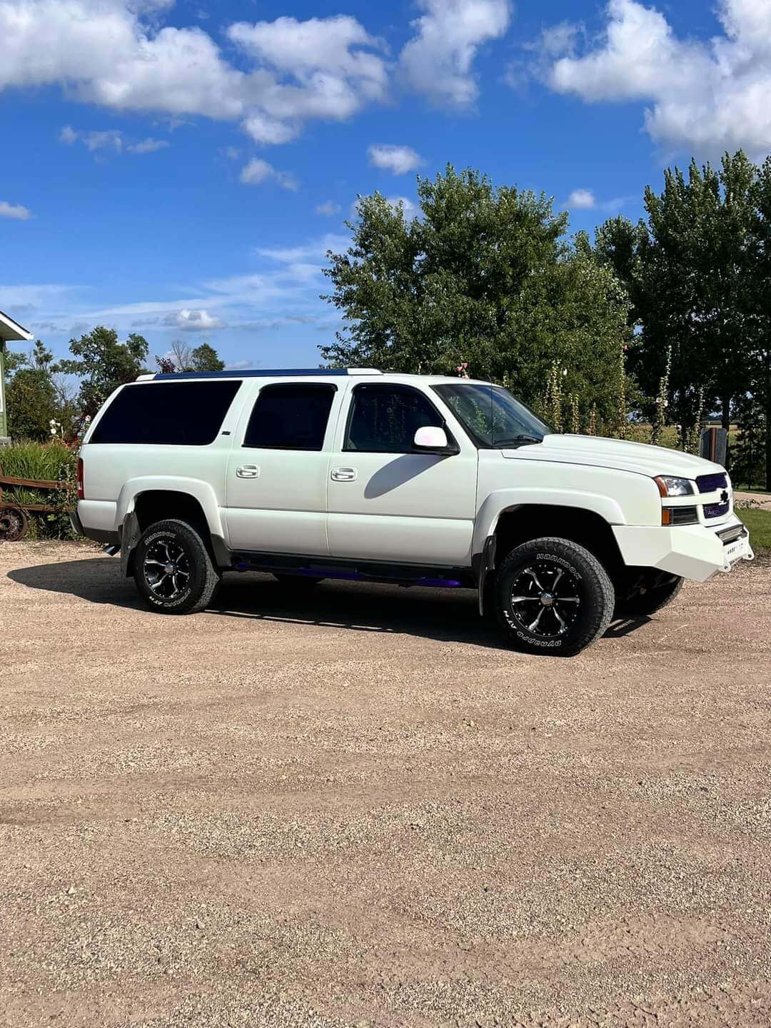  Tamco Paint   22 Chevrolet Suburban  Stellar Violet Pearl