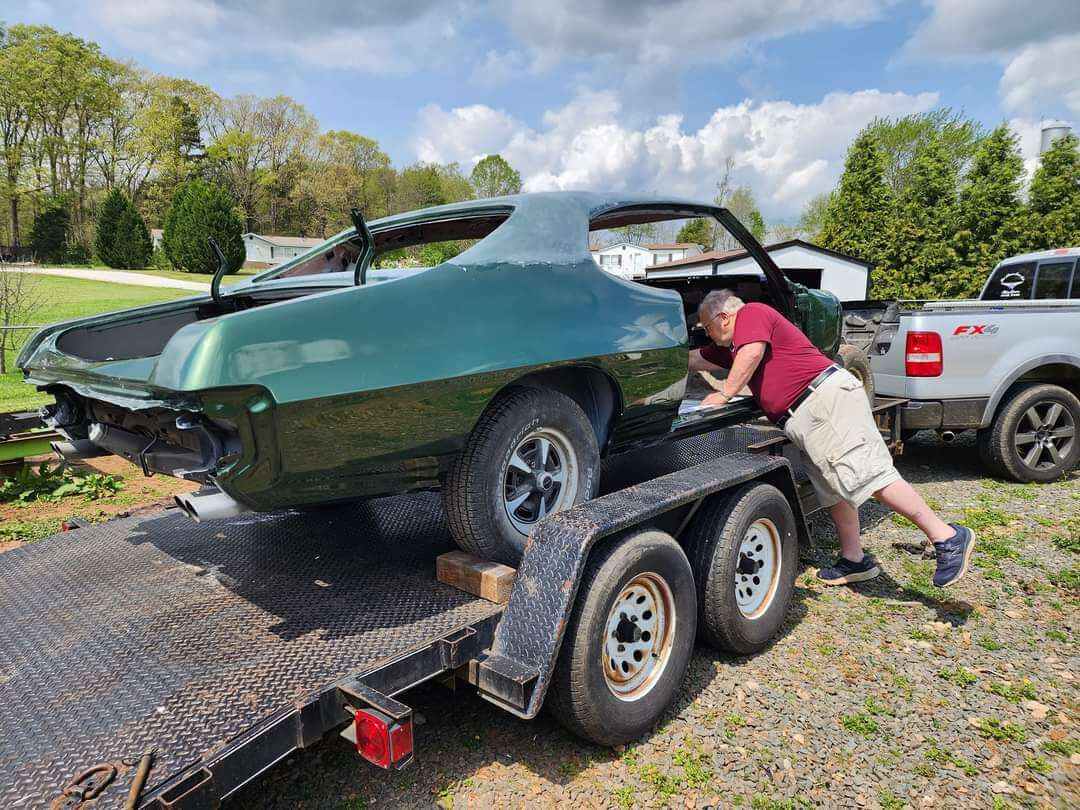 GM Forest Green | 48 / 3970 | 1970 | OEM High Impact Single Stage