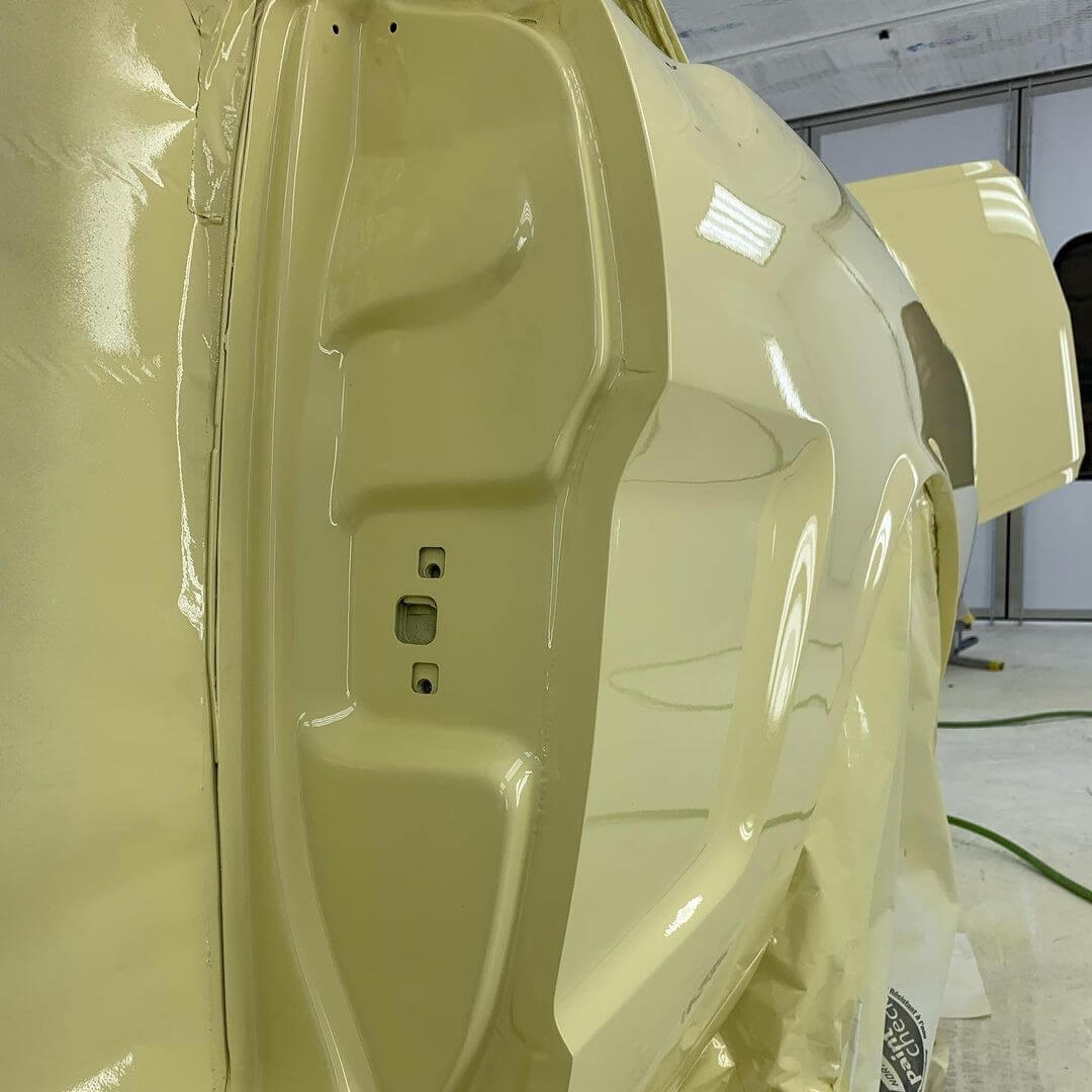 FORD SPRINGTIME YELLOW