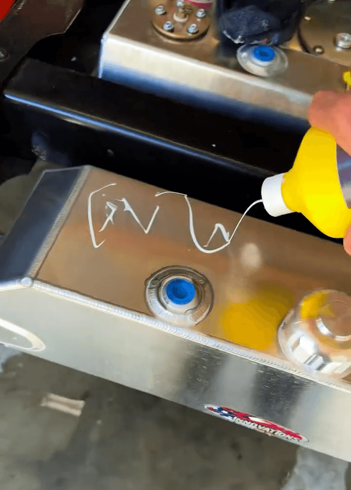 Tamco Paint Finishing Polish on Aluminum