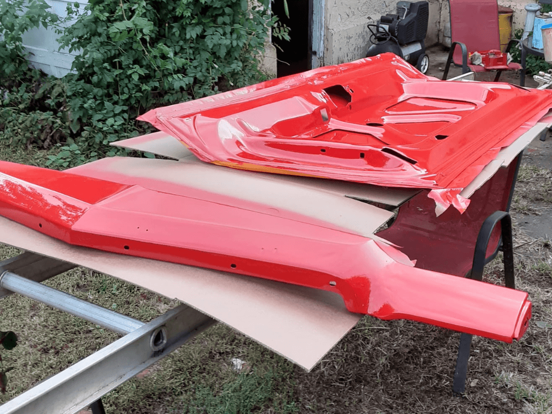 Tamco Paint Ford Bright Red and Ford High Performance White on Ford Gran Torino