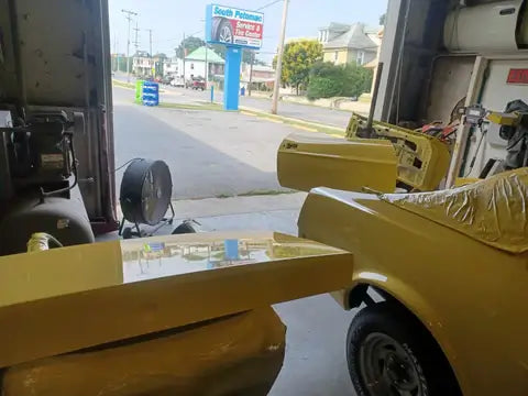 Tamco Paint Ford Bright Yellow in 1972 Ford Mustang