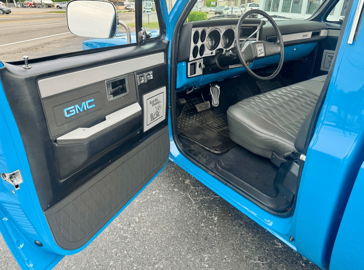 Tamco Paints  Ford Harbor Blue in 1984 GMC C3500 Dually