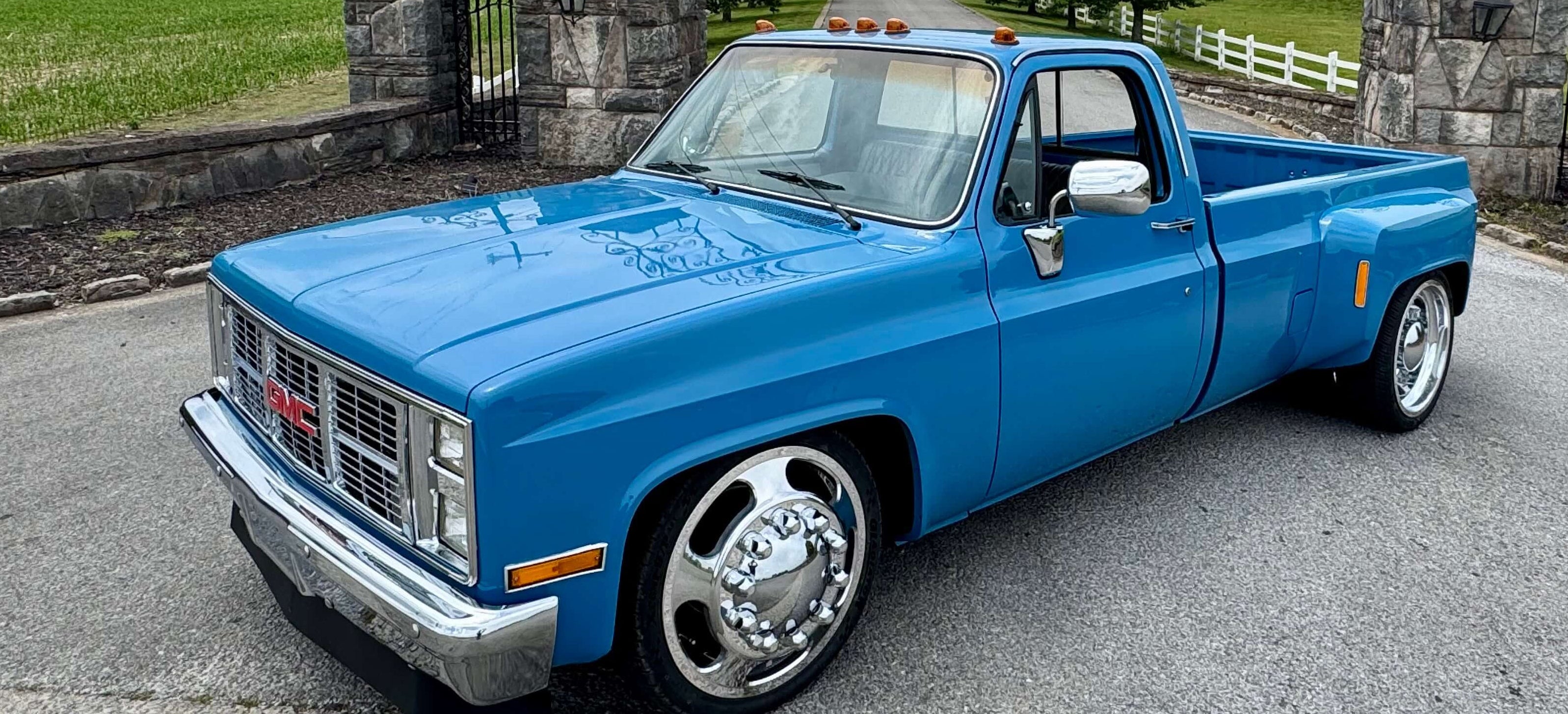 Tamco Paints  Ford Harbor Blue in 1984 GMC C3500 Dually