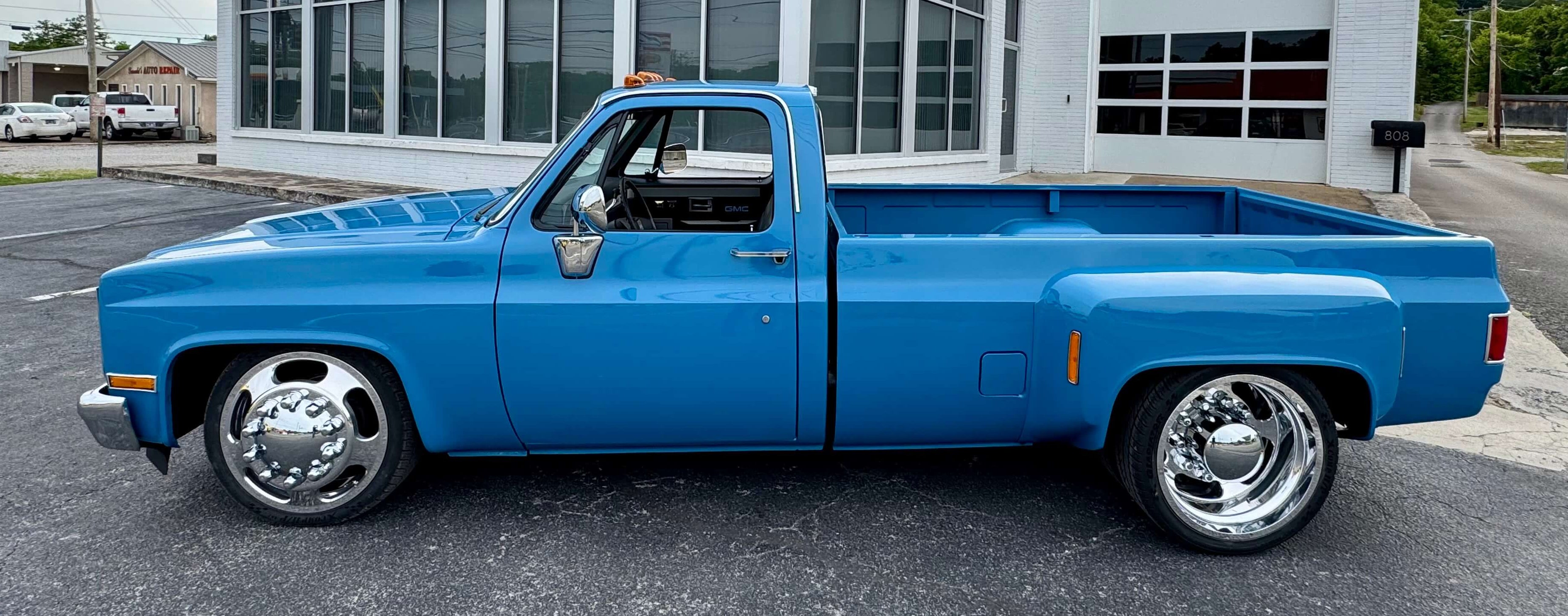 Tamco Paints  Ford Harbor Blue in 1984 GMC C3500 Dually