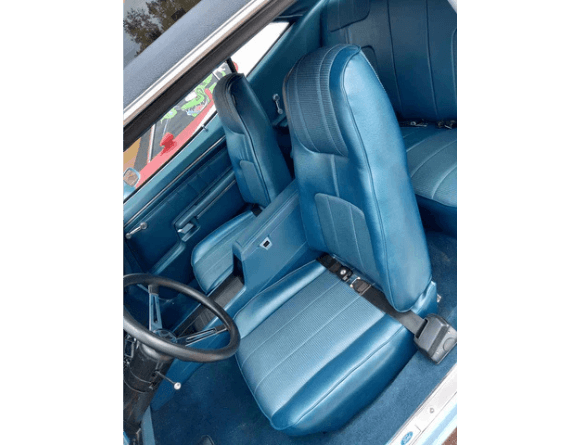 Tamco Paint Ford Light Blue in Ford Gran Torino