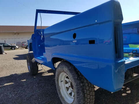 Tamco Paint Ford Light Grabber Blue in 1966 Ford Bronco