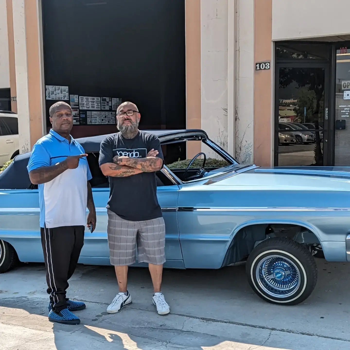 Tamco Paint GM Artesian Turquoise and Stellar Blue on 1960 Chevrolet Impala