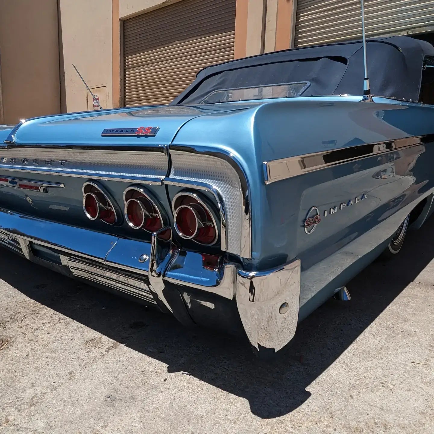 Tamco Paint GM Artesian Turquoise and Stellar Blue on 1960 Chevrolet Impala