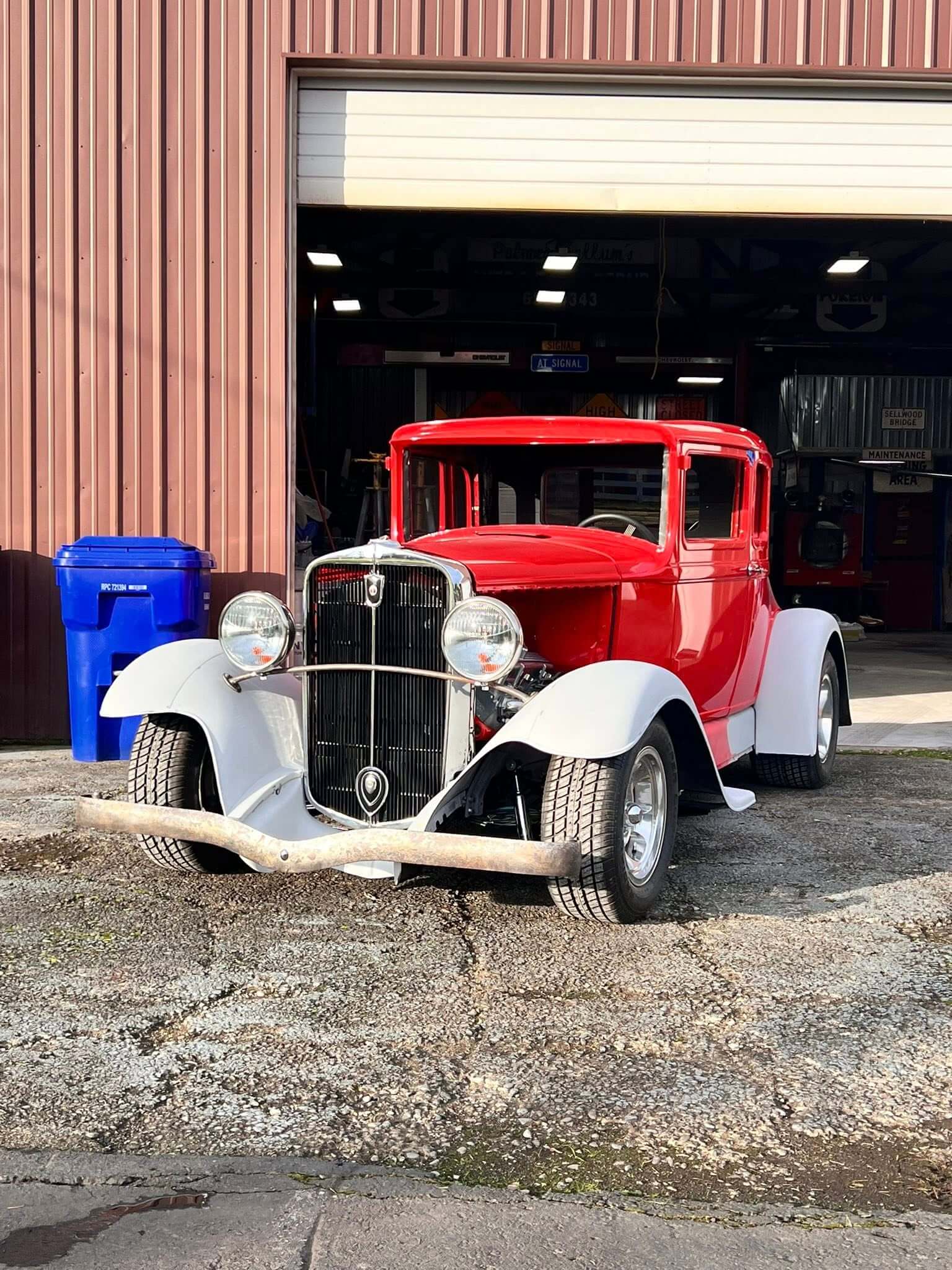 Tamco Paint GM Hugger Orange in 1931 Studebraker
