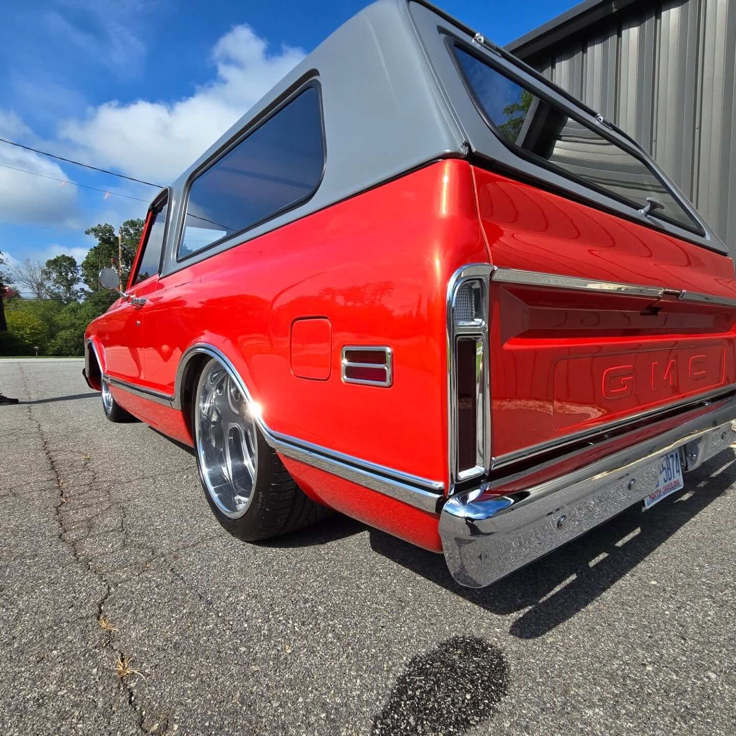 Tamco Paint GM Inferno Orange Pearl in GMC Jimmy